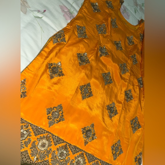 Indian suit in yellow colour with full patiyala material pure - Picture 3 of 4